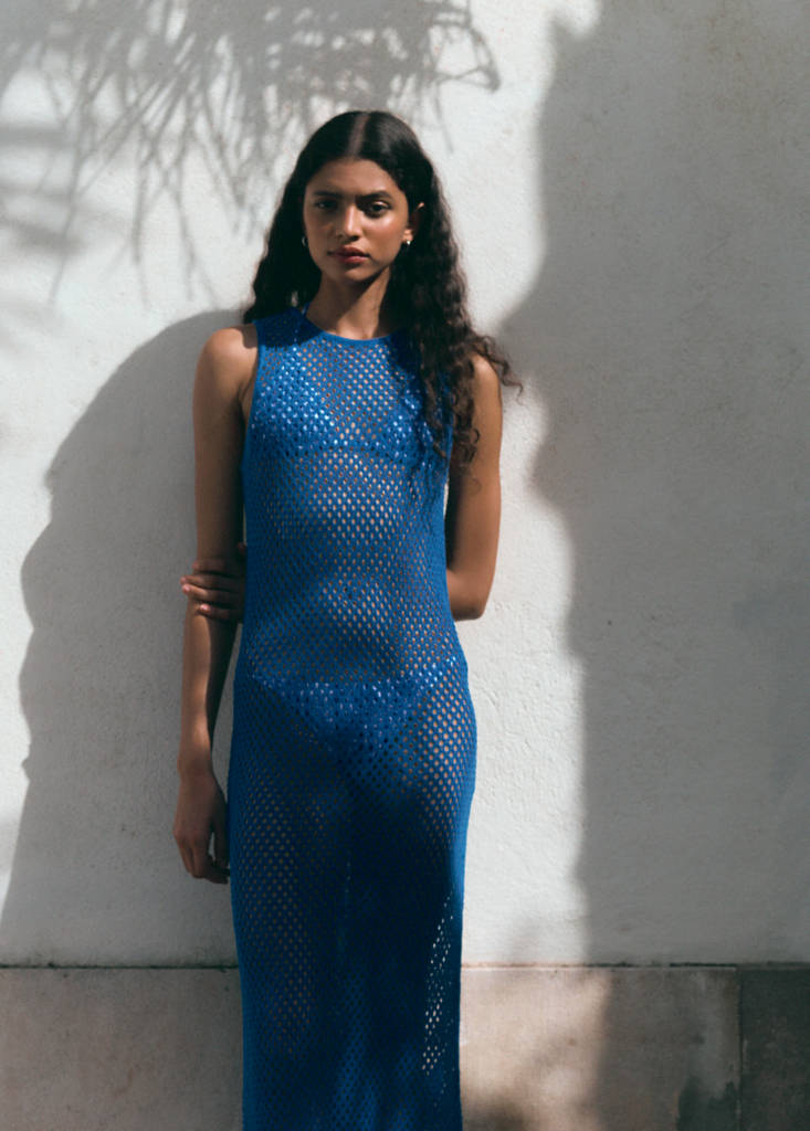 Mesh crochet dress — Blue