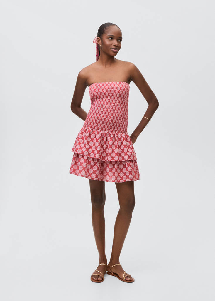 Ruffled dress — Strawberry