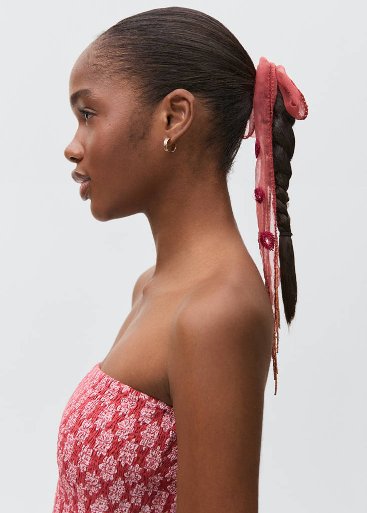 Ruffled dress — Strawberry