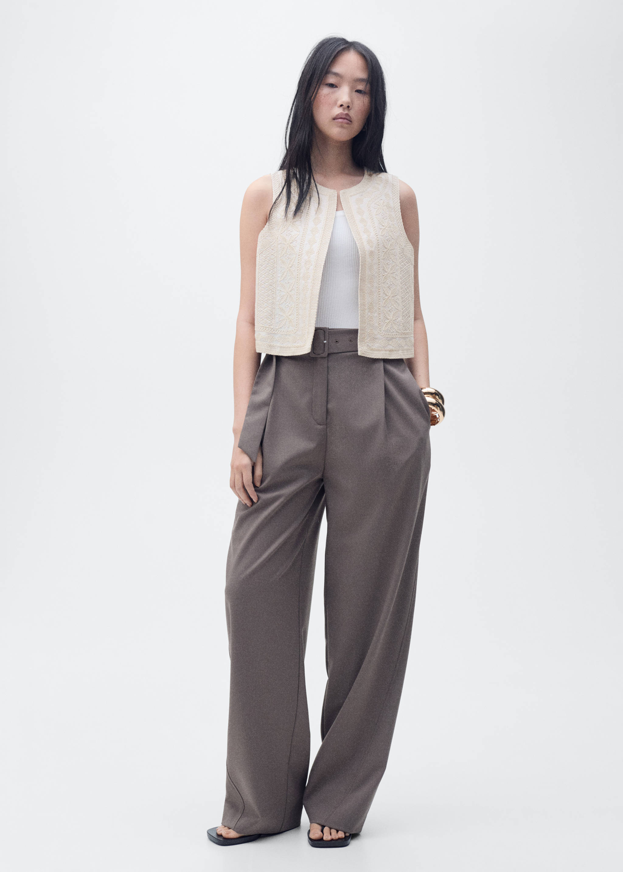 Bestickte Leinenweste - Allgemeine Ansicht