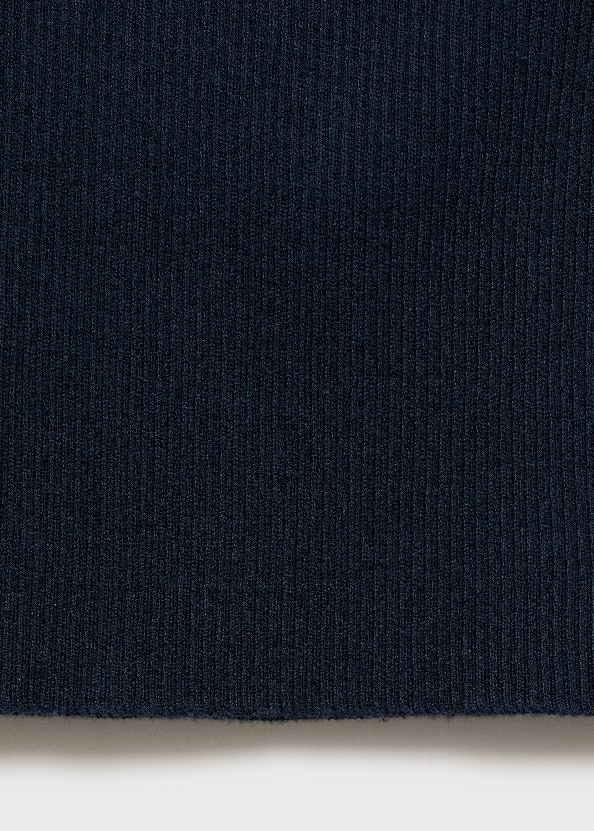 Asymmetrical off-the-shoulder top - Details of the article 0