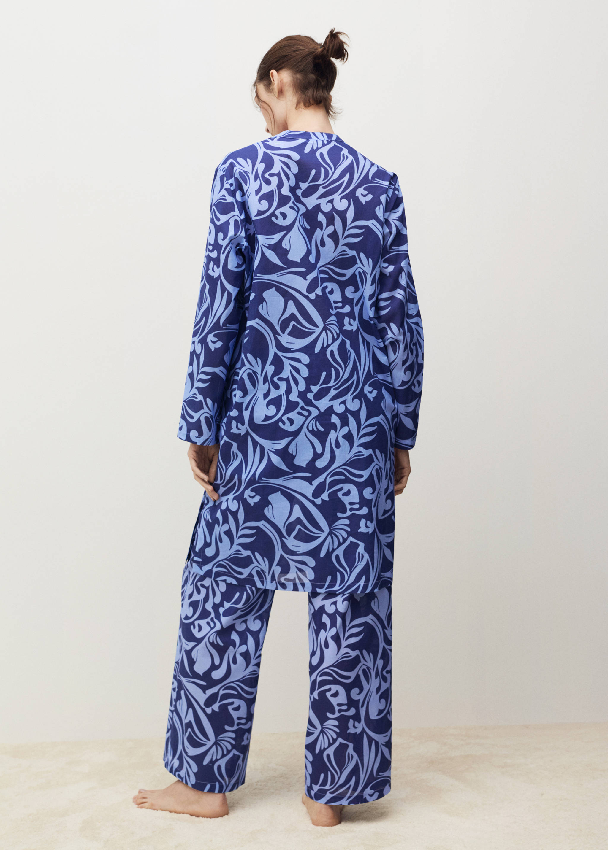 Baumwoll-Kaftan mit zweifarbigem Print - Rückseite des Artikels