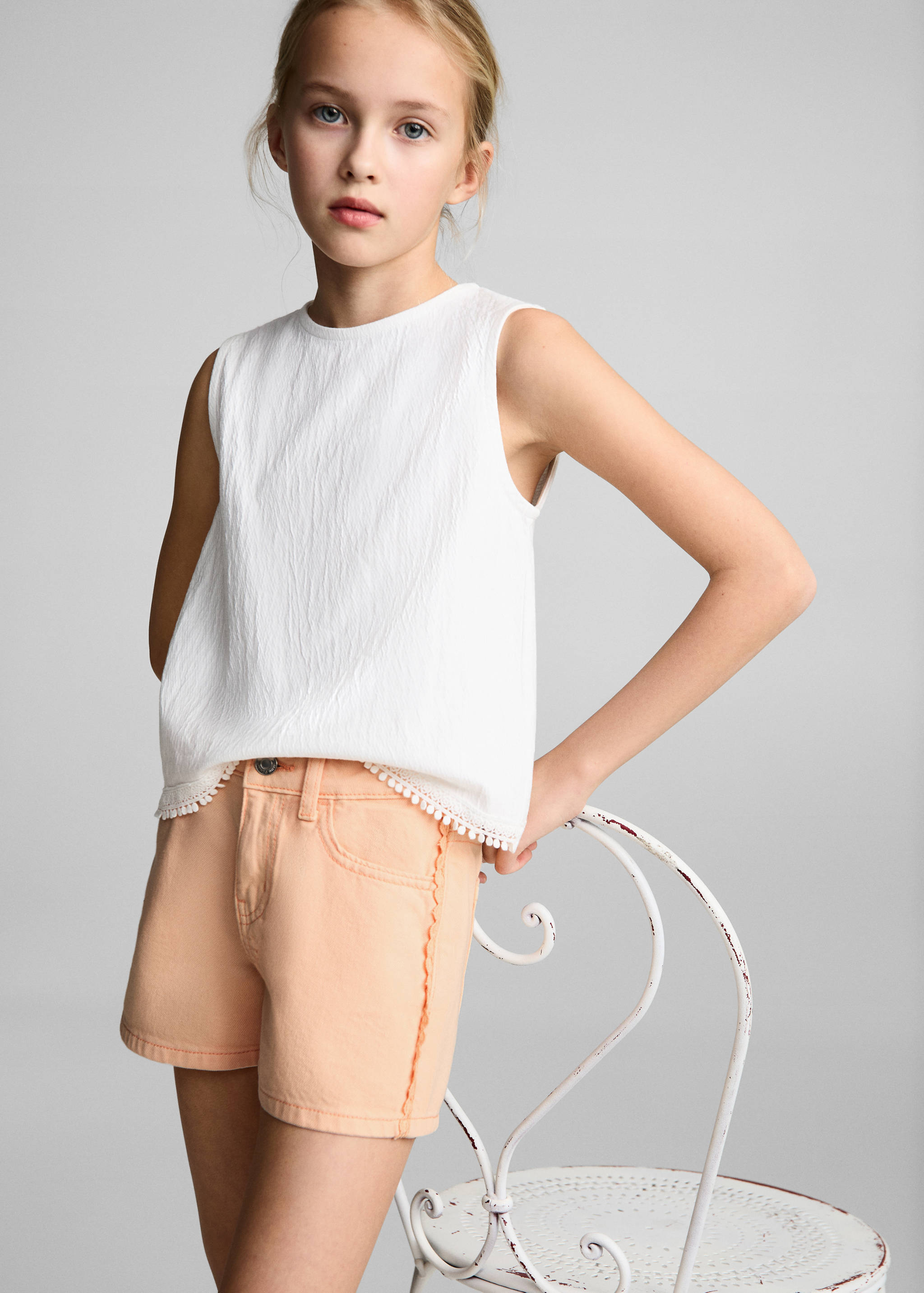 Denim shorts with side detail - Medium plane