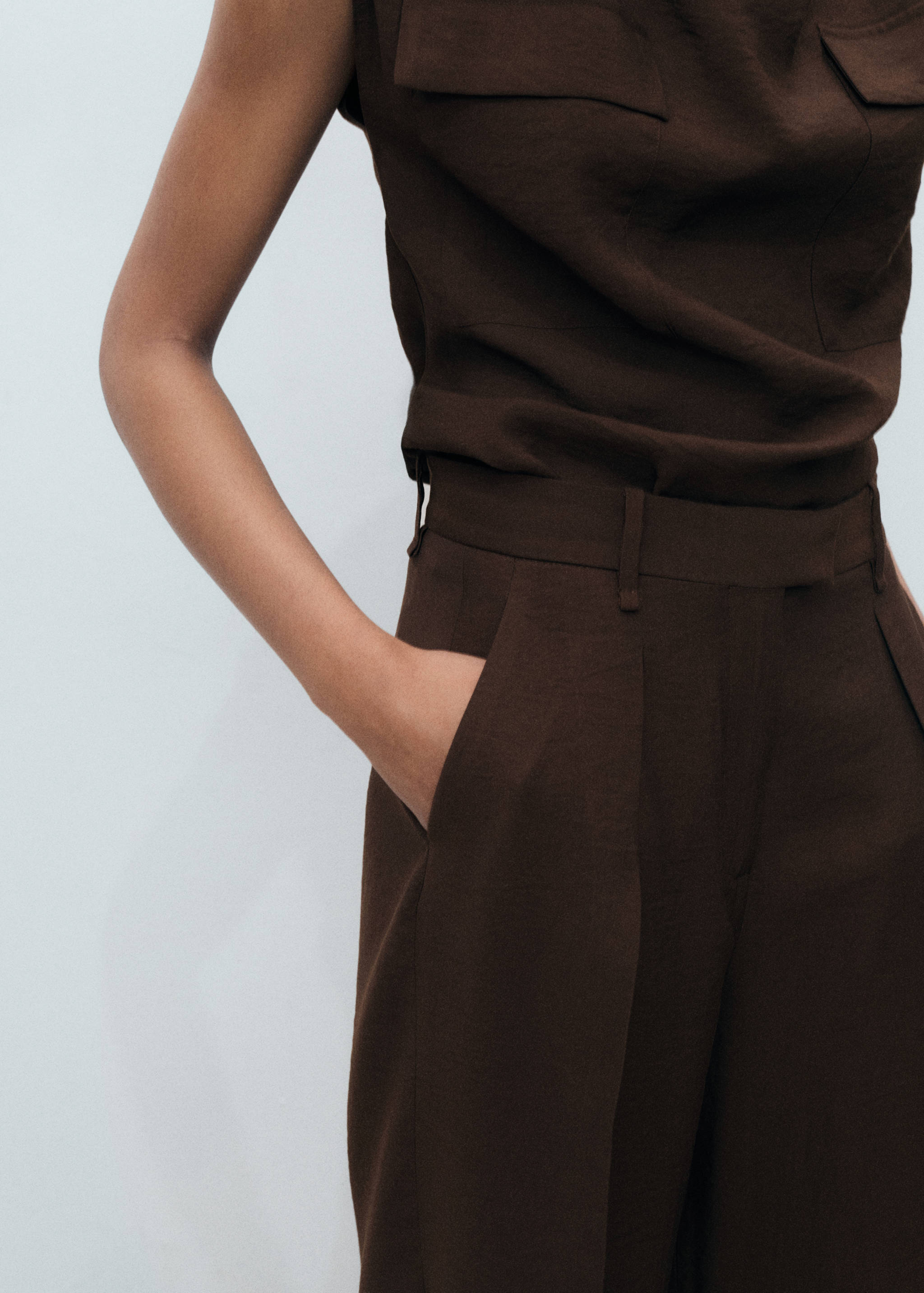 Wide leg pleated trousers - Details of the article 6