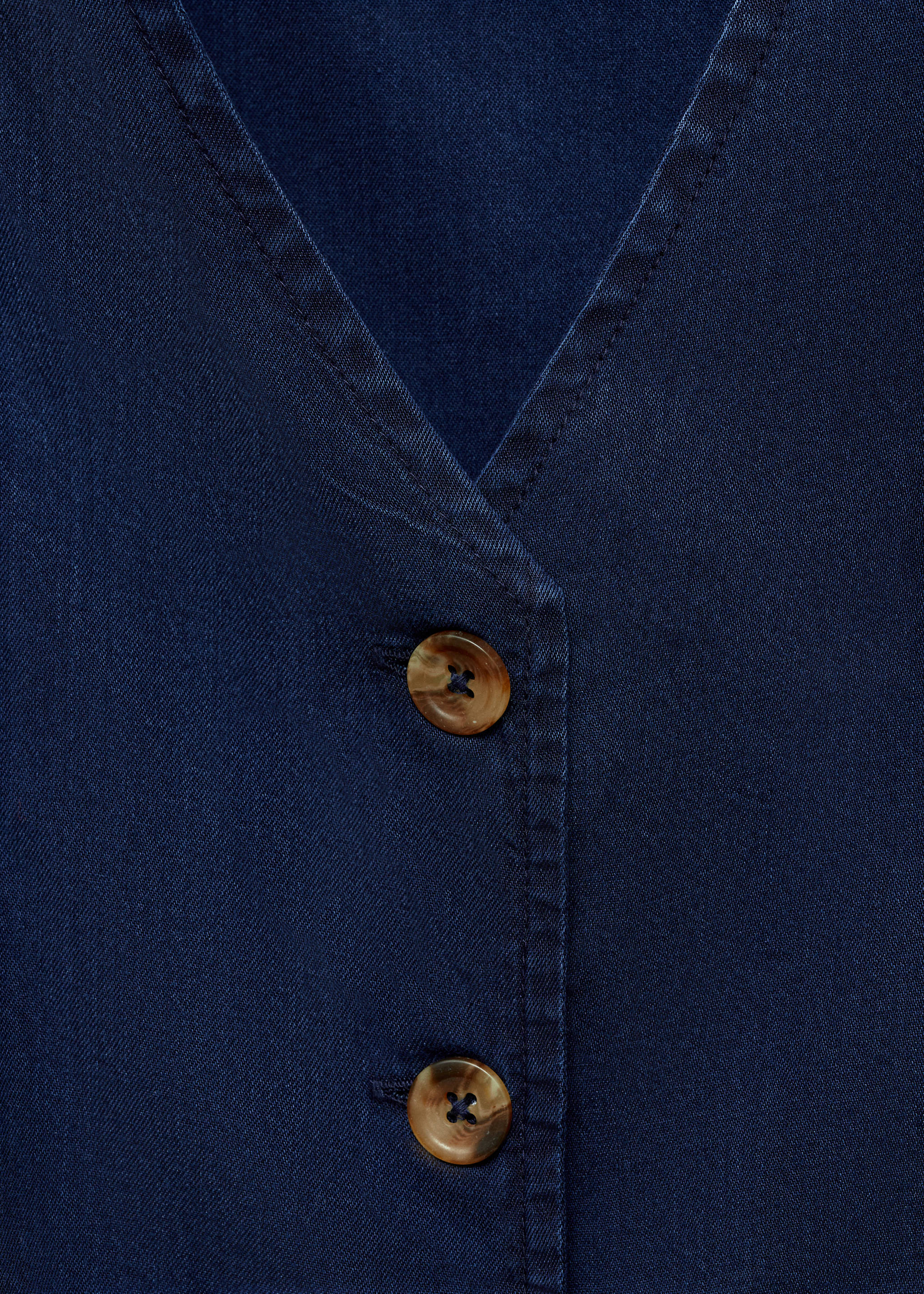 Denim-effect lyocell vest - Details of the article 8