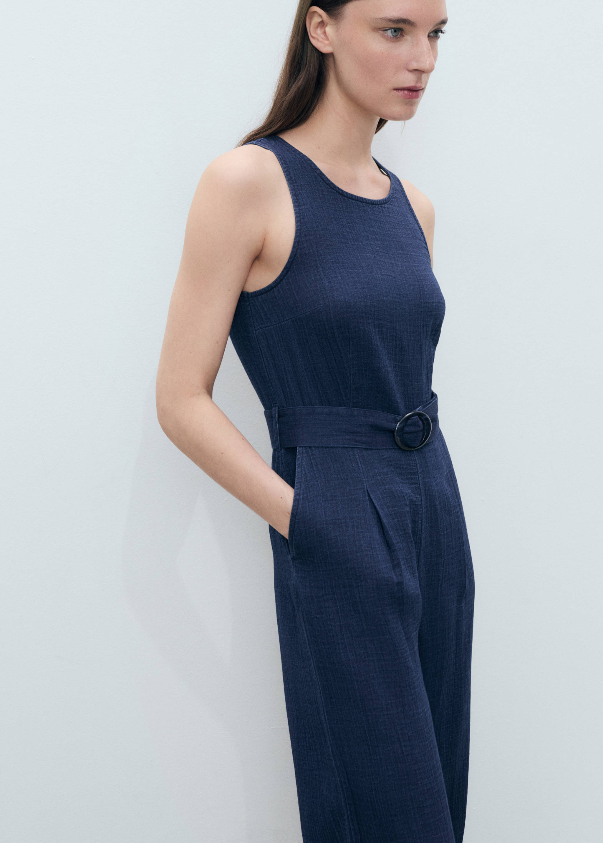 Flowy denim jumpsuit with belt - Medium plane