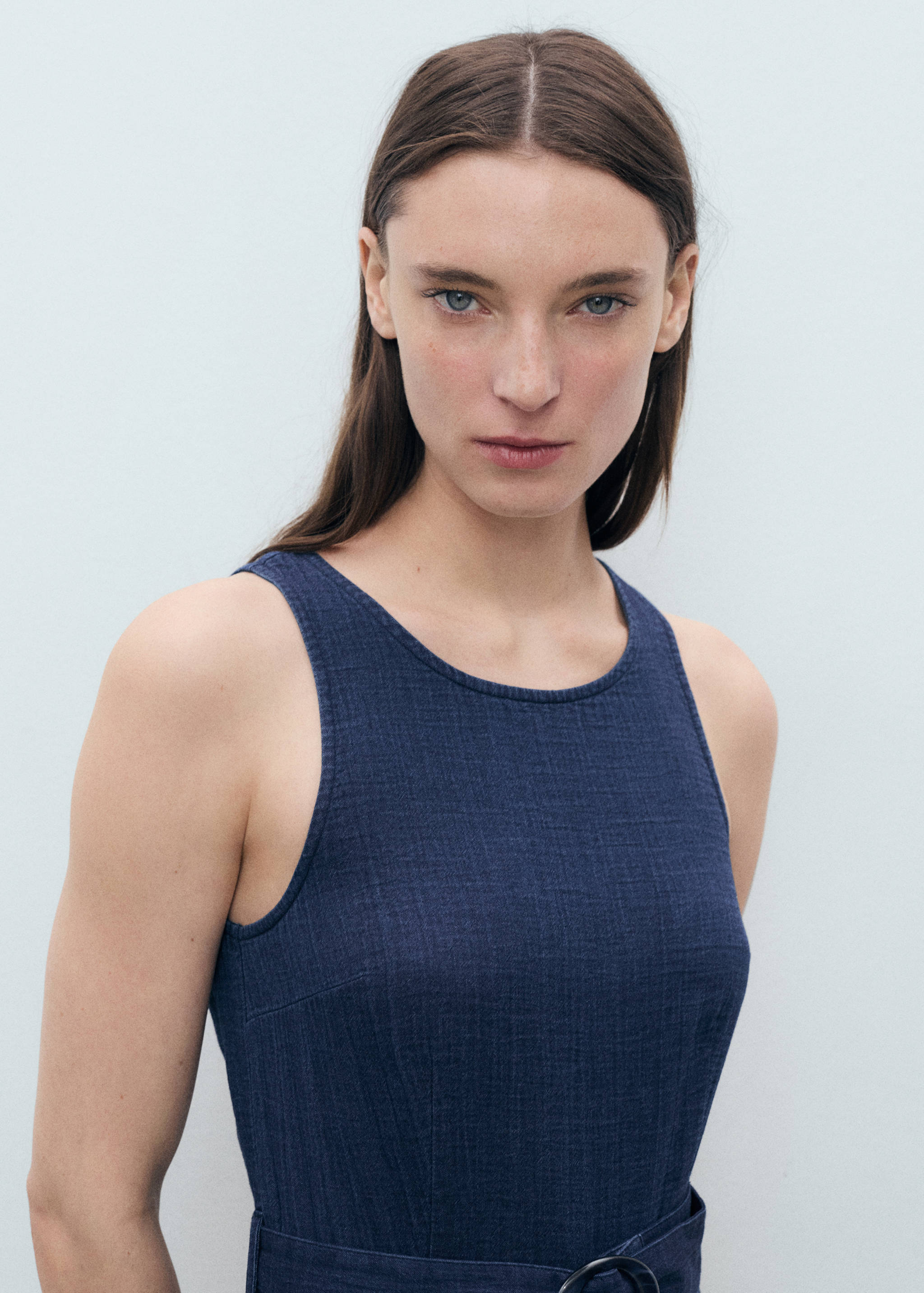 Flowy denim jumpsuit with belt - Details of the article 1