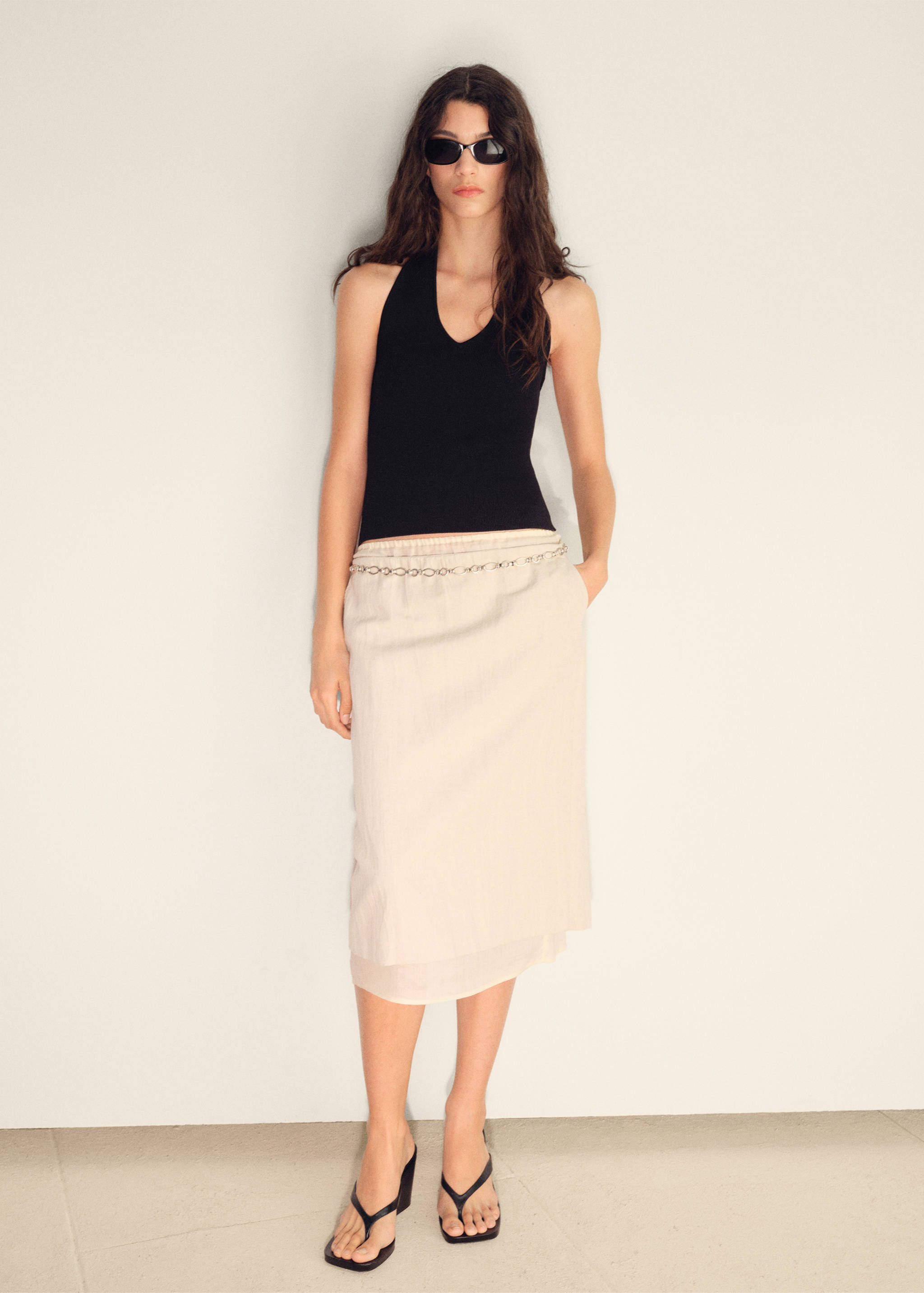 Neckholdertop aus Rippstrick - Allgemeine Ansicht