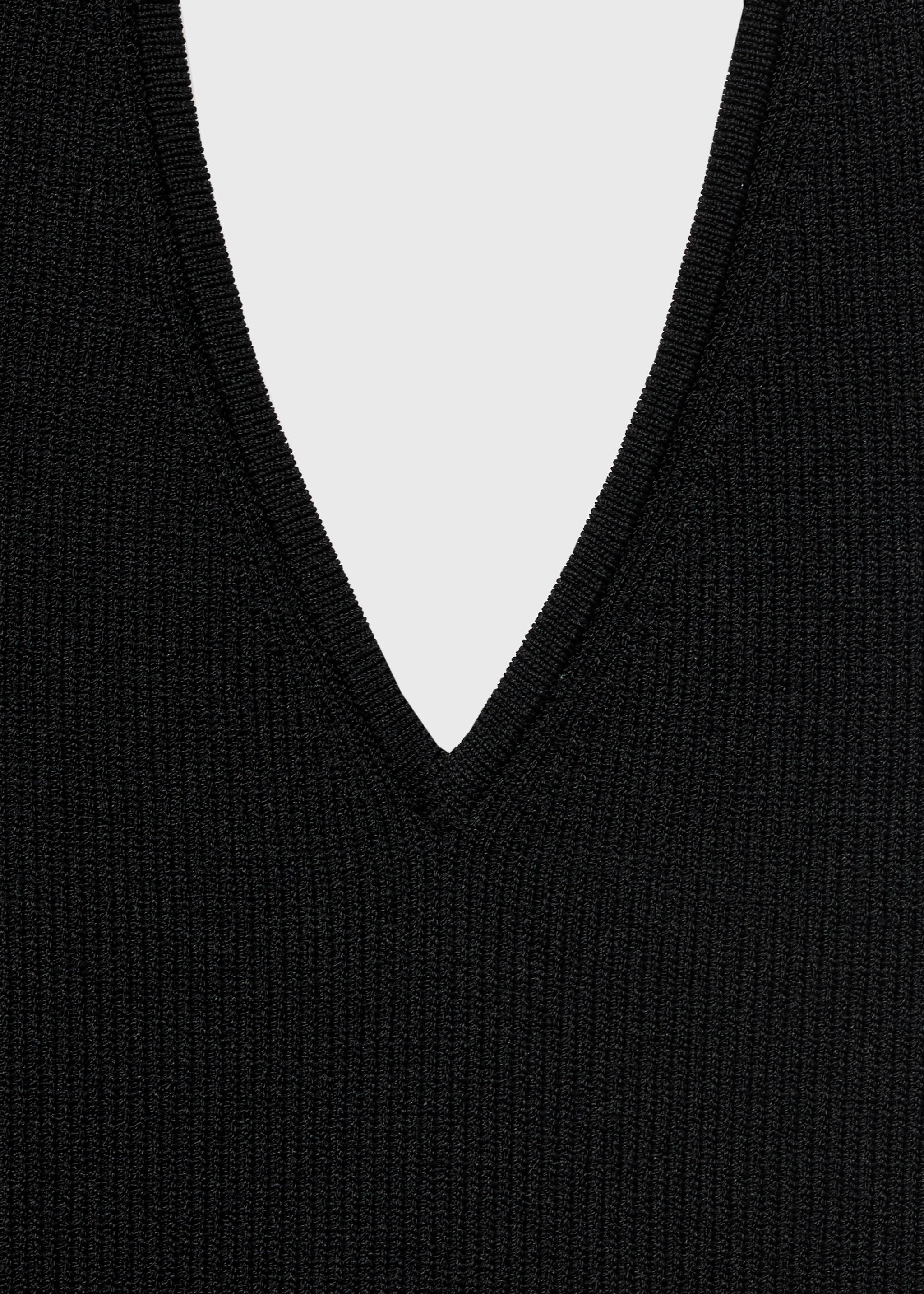 Neckholdertop aus Rippstrick - Detail des Artikels 8