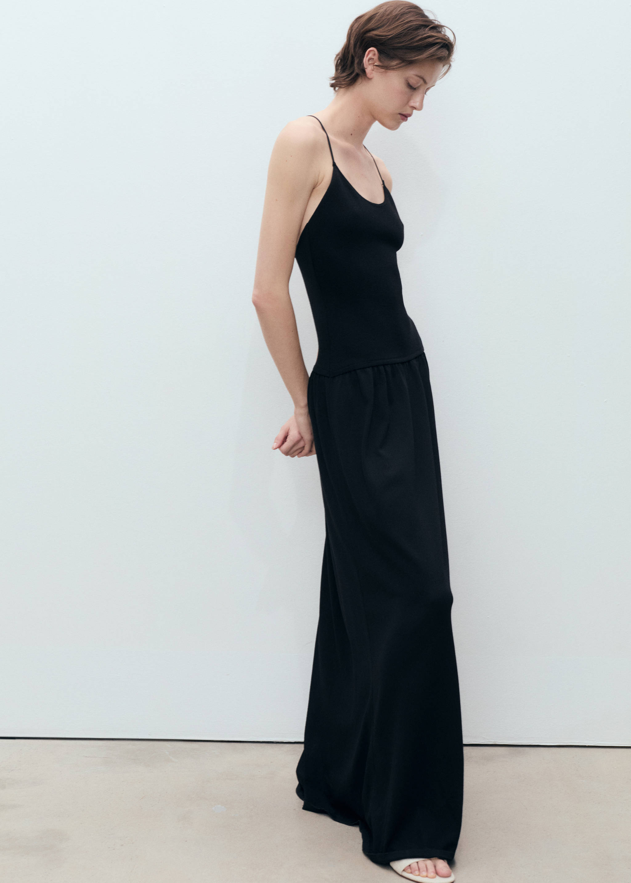 Cross-back knitted dress - Details of the article 2