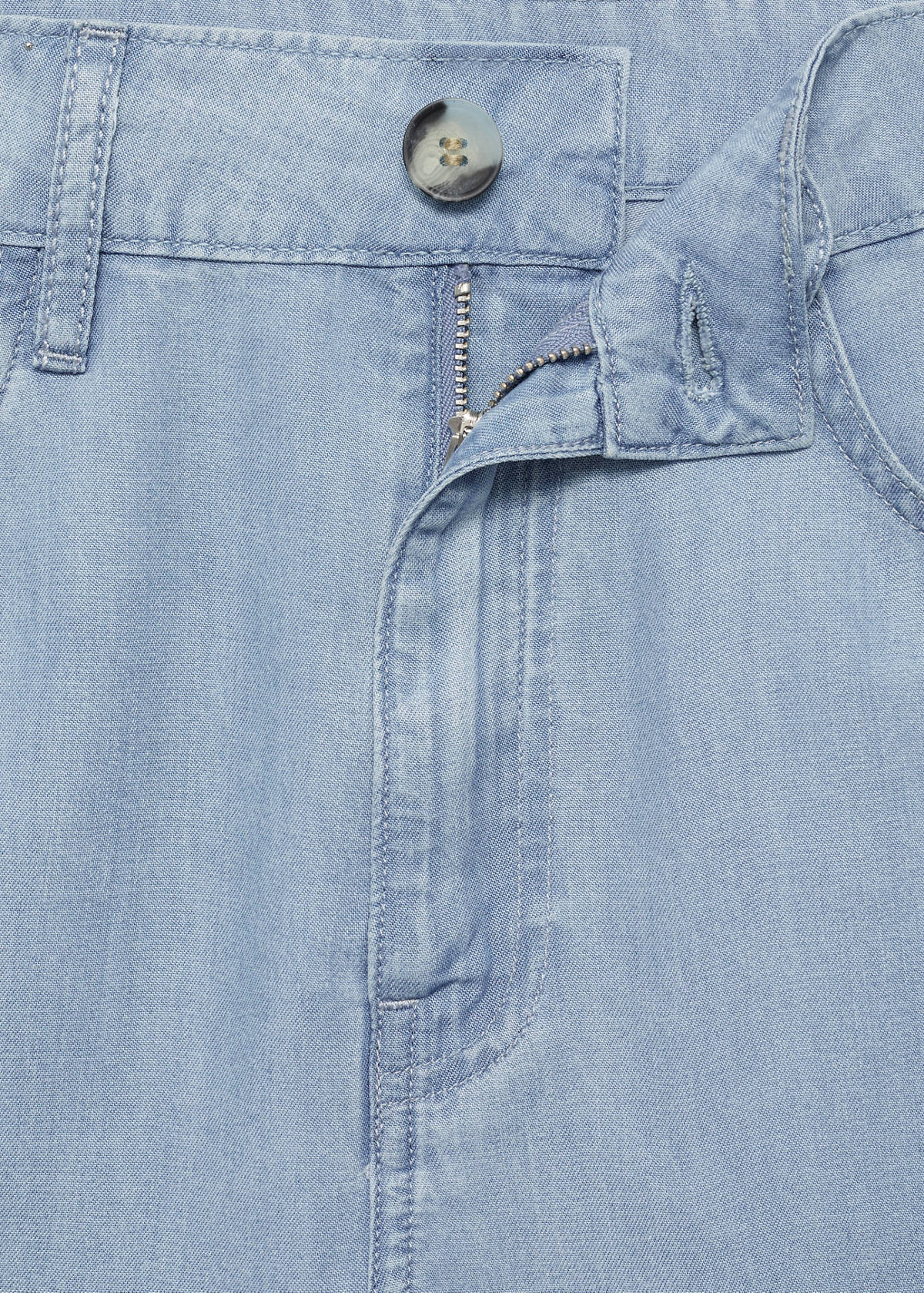 Straight-fit lyocell bermuda shorts — Medium Blue