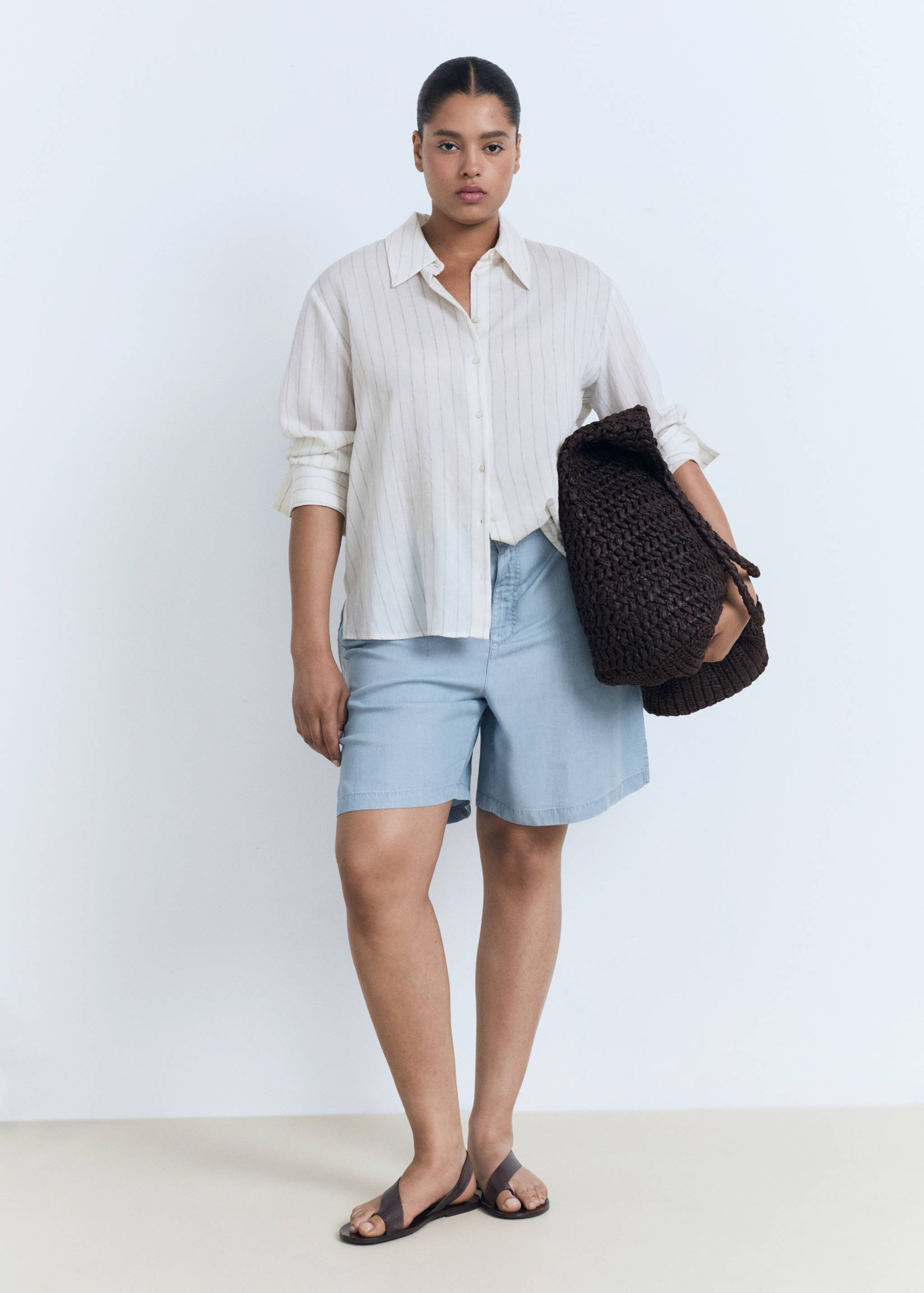 Straight-fit lyocell bermuda shorts - Details of the article 3
