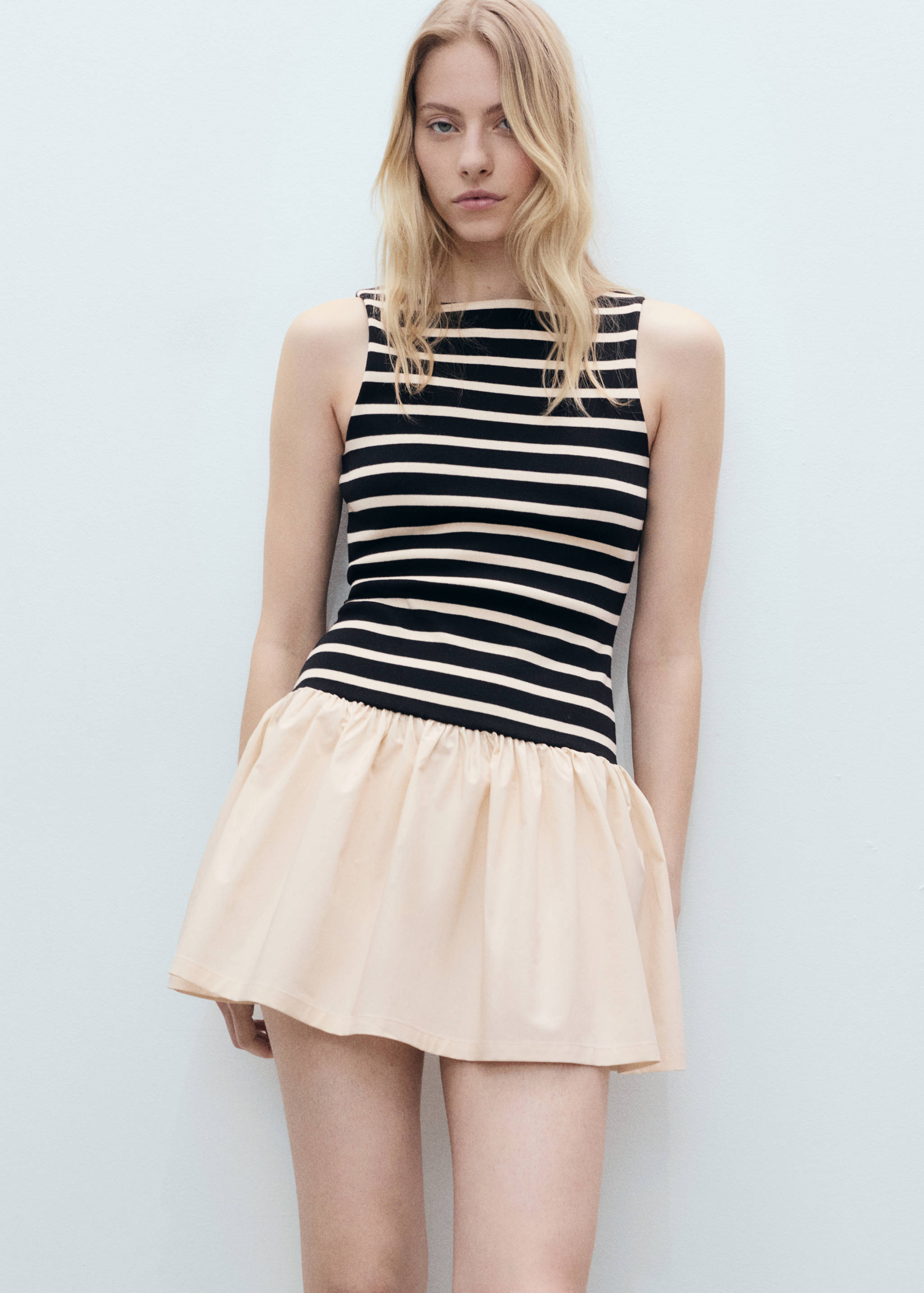 Short dress with combined design - Medium plane