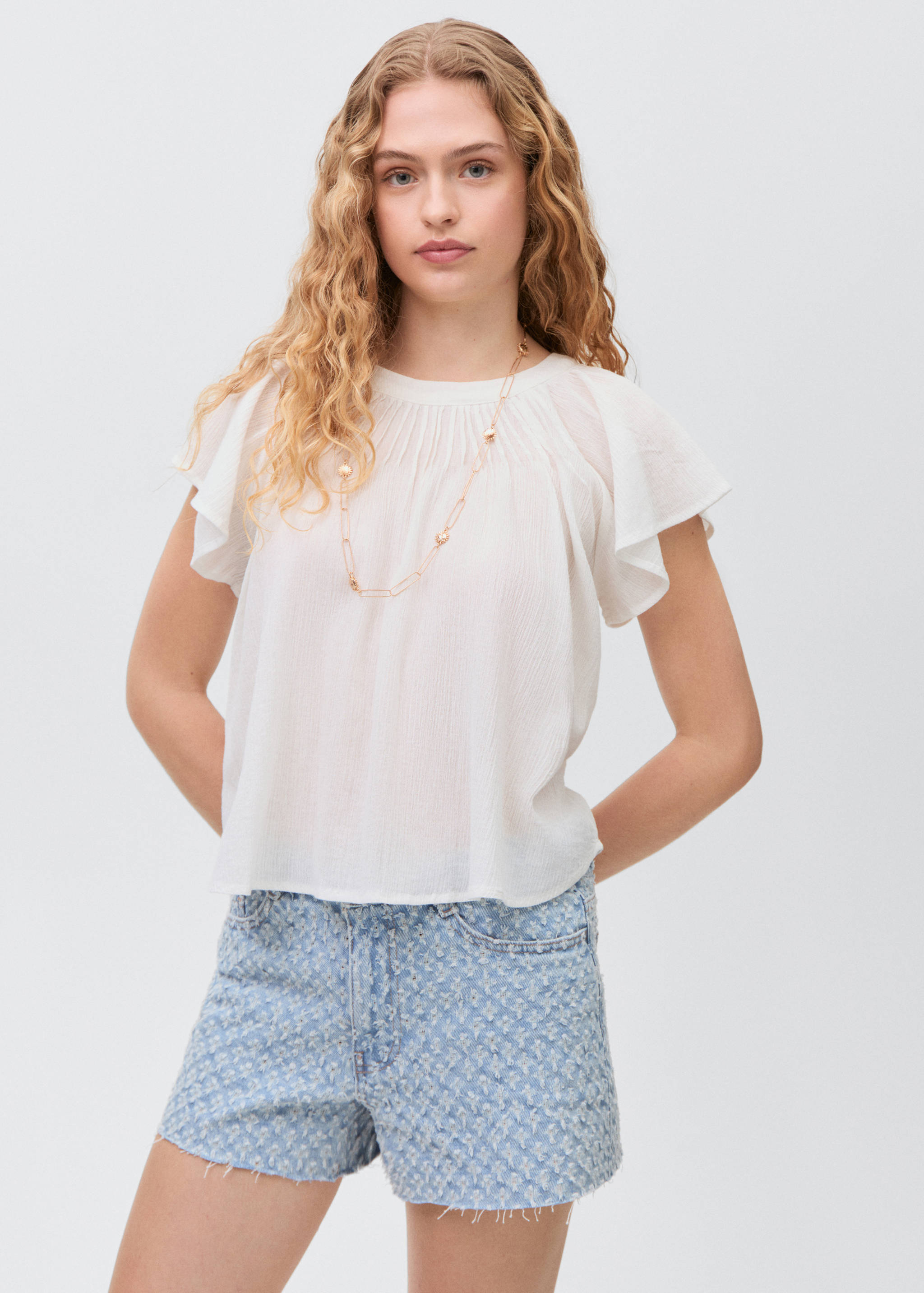 Dikişsiz dokulu denim şort - Orta plan