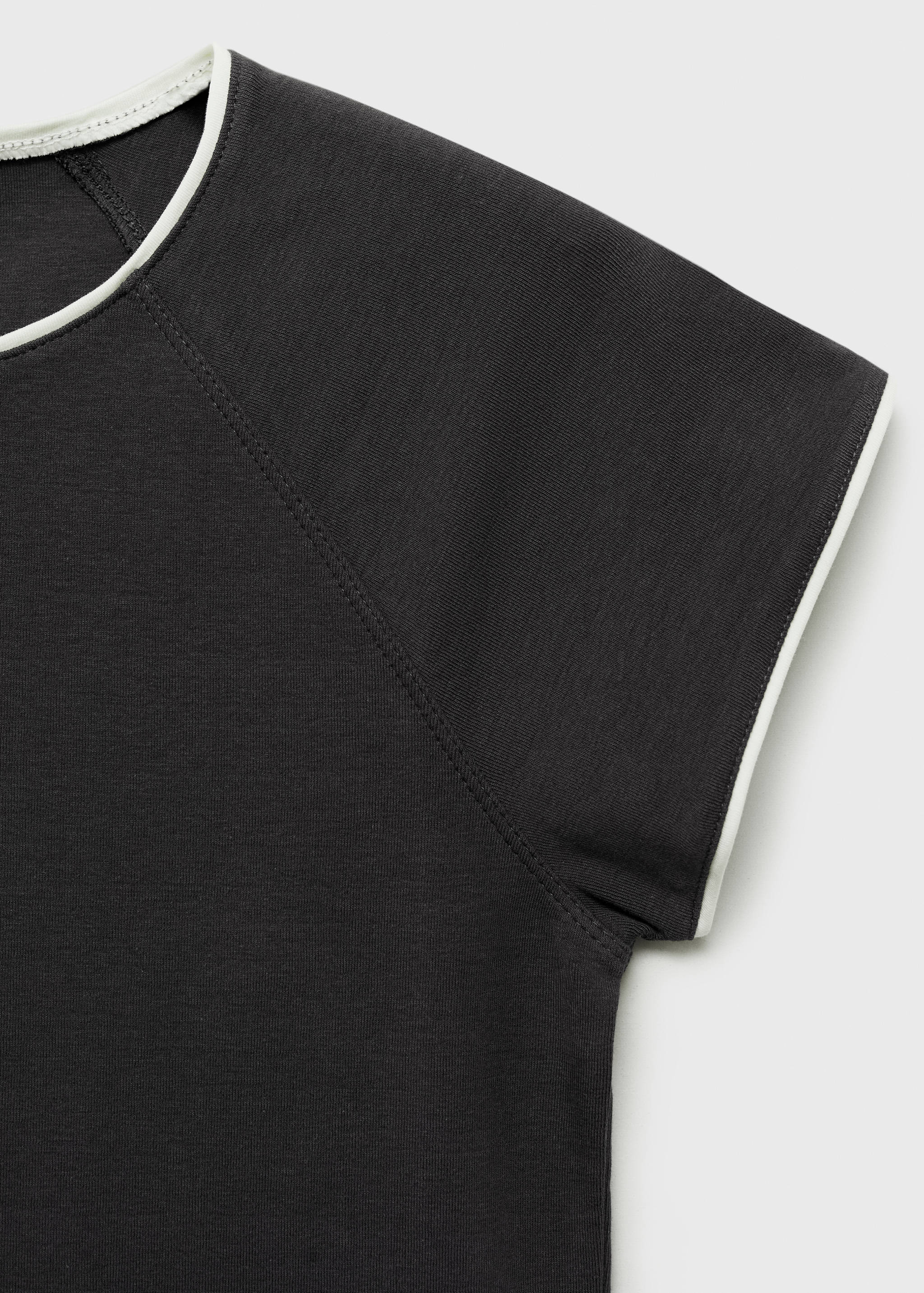 Cotton t-shirt with contrasting trim - Details of the article 8