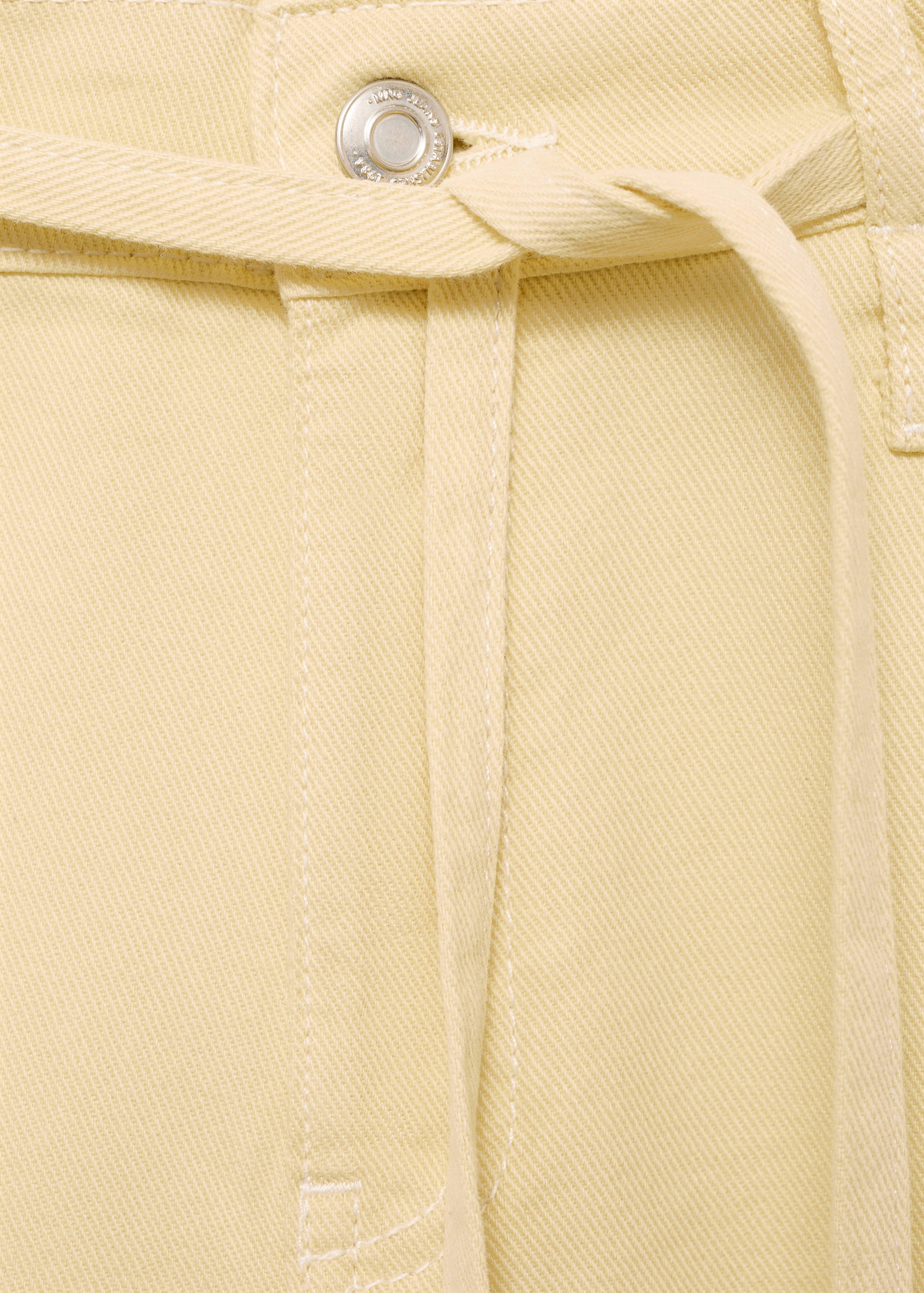 Low-rise  wide leg jeans with belt - Details of the article 0