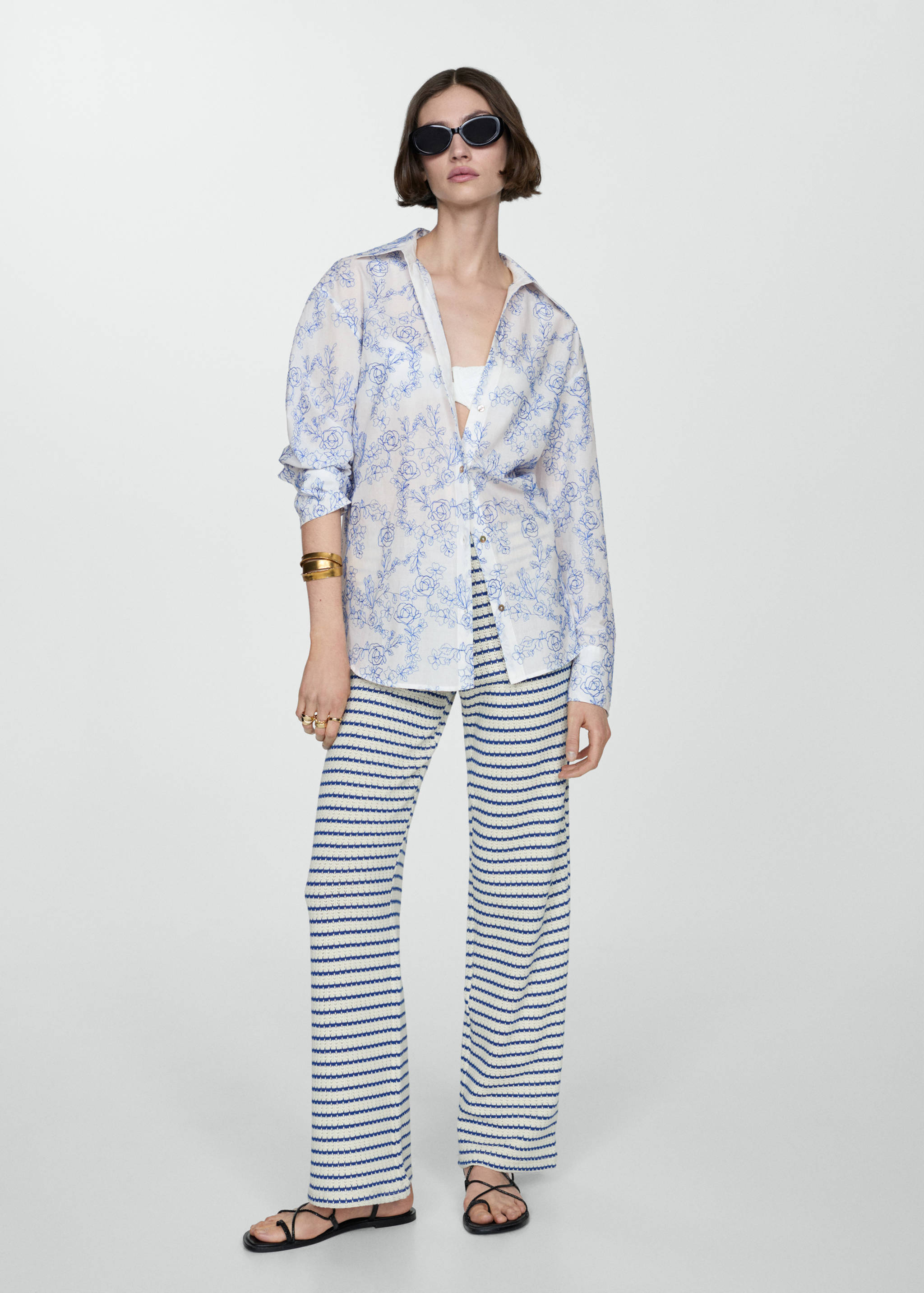 Shirt with floral embroidery - General plane