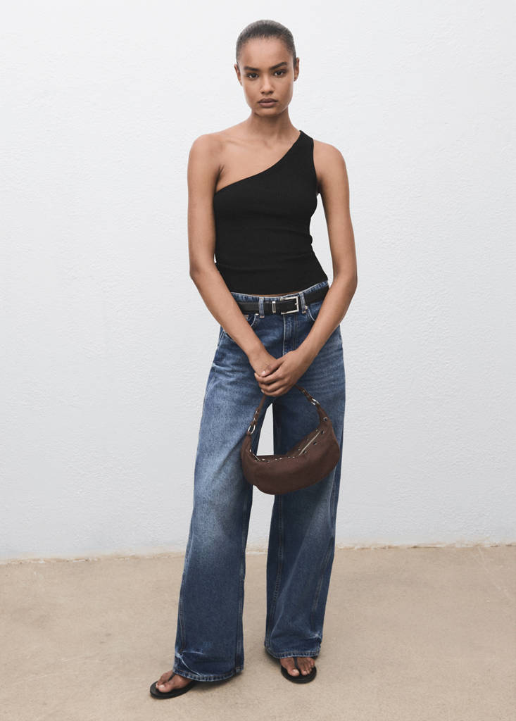 Knit asymmetric top — Black