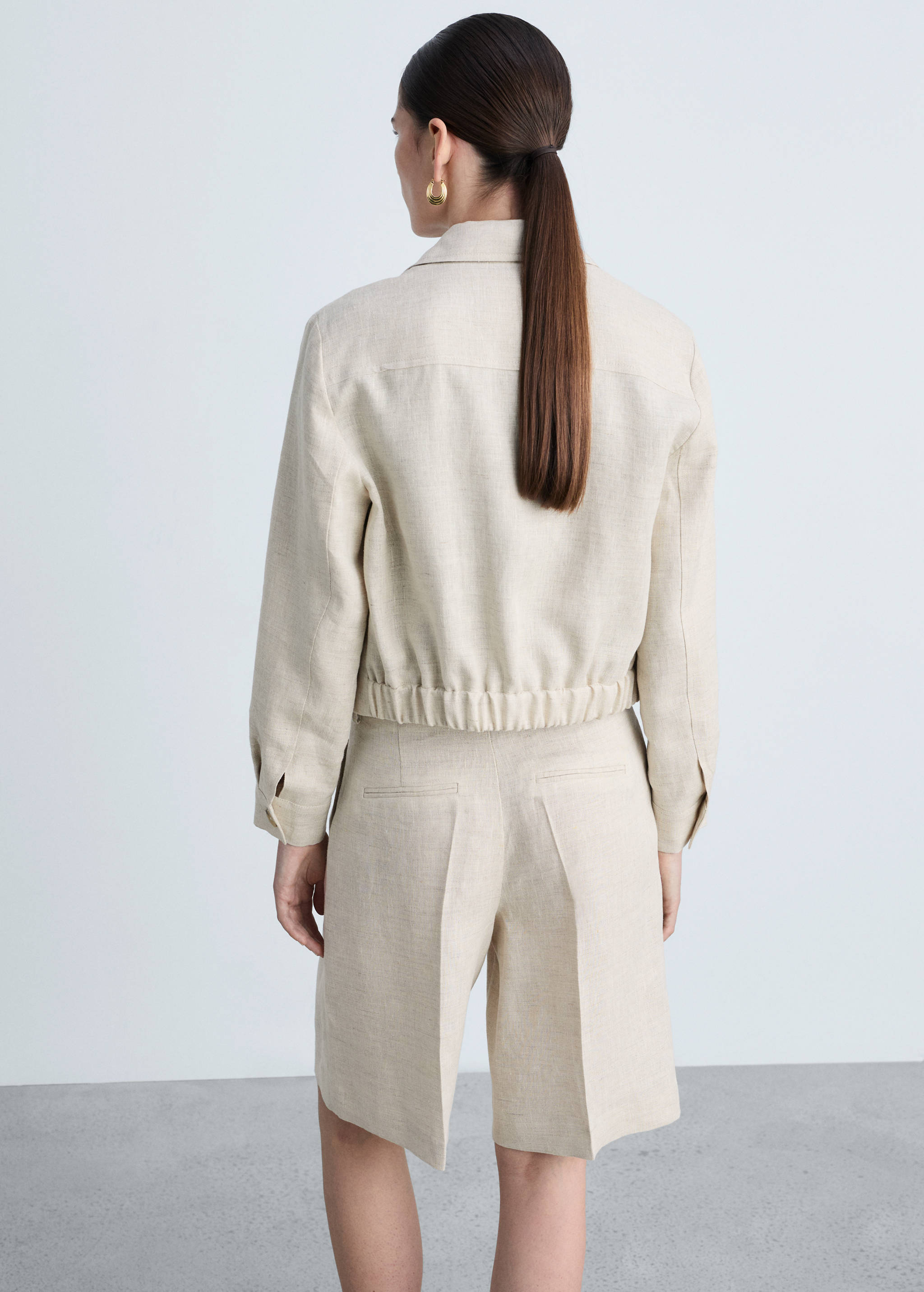 Jacke aus 100 % Leinen mit Reißverschluss - Rückseite des Artikels