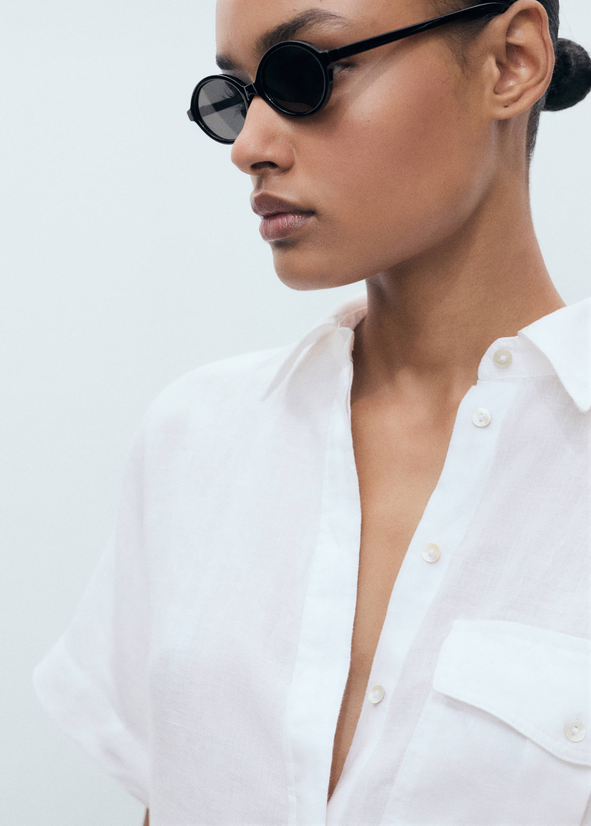 Pocket linen shirt - Details of the article 1