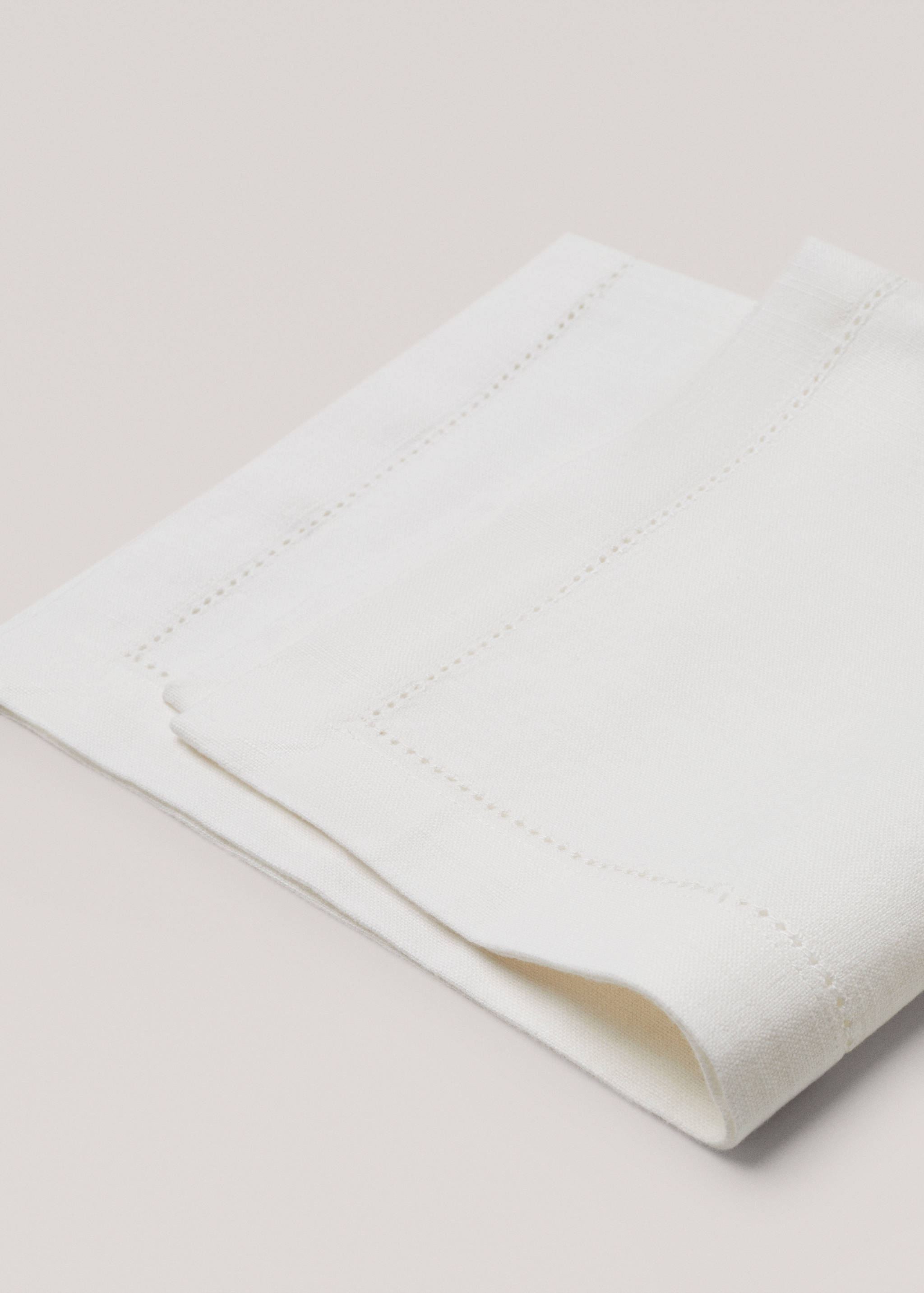 Napkins with hemstitch detail - Details of the article 2