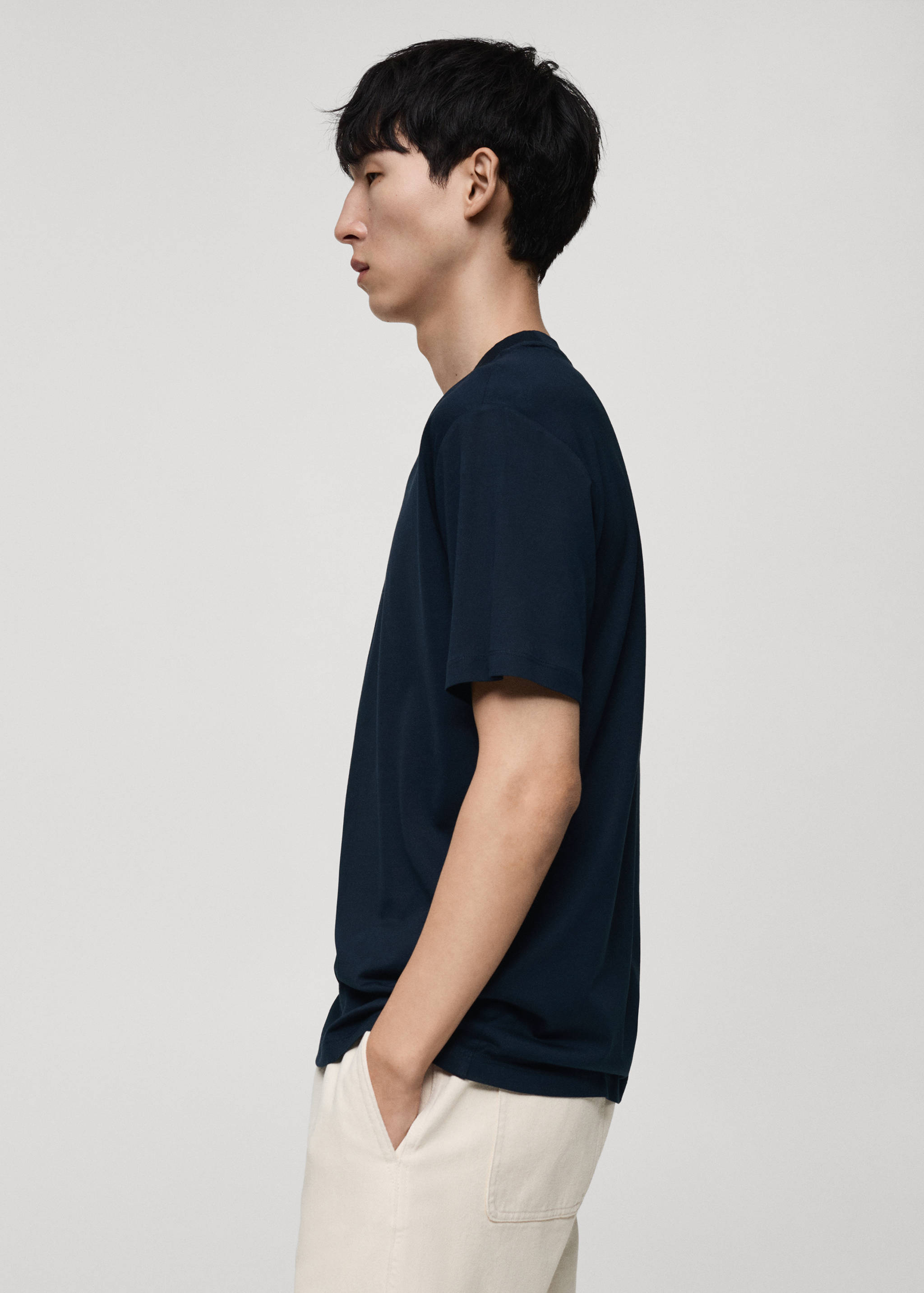 100% cotton T-shirt regular fit - Details of the article 2