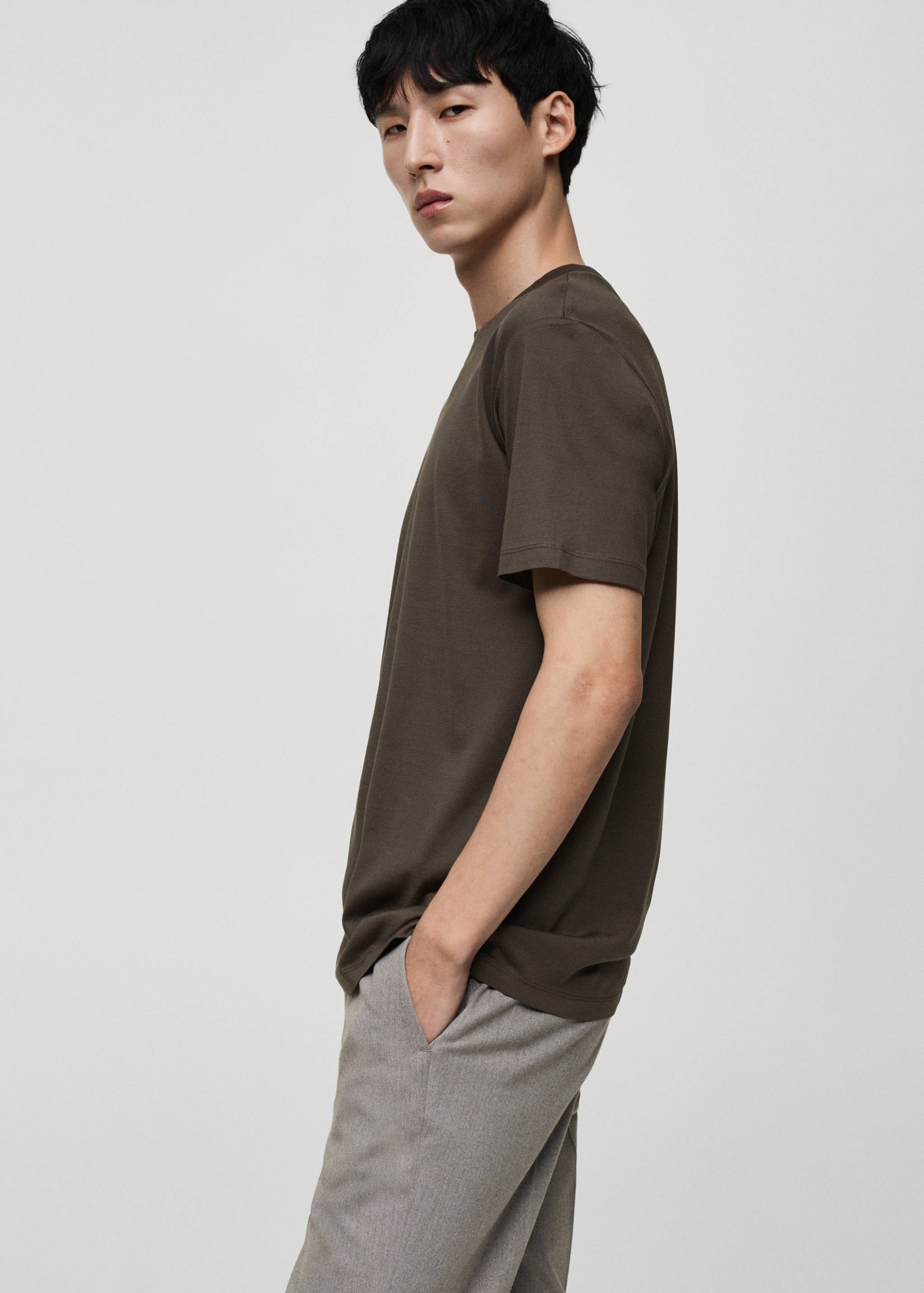 100% cotton T-shirt regular fit - Details of the article 2
