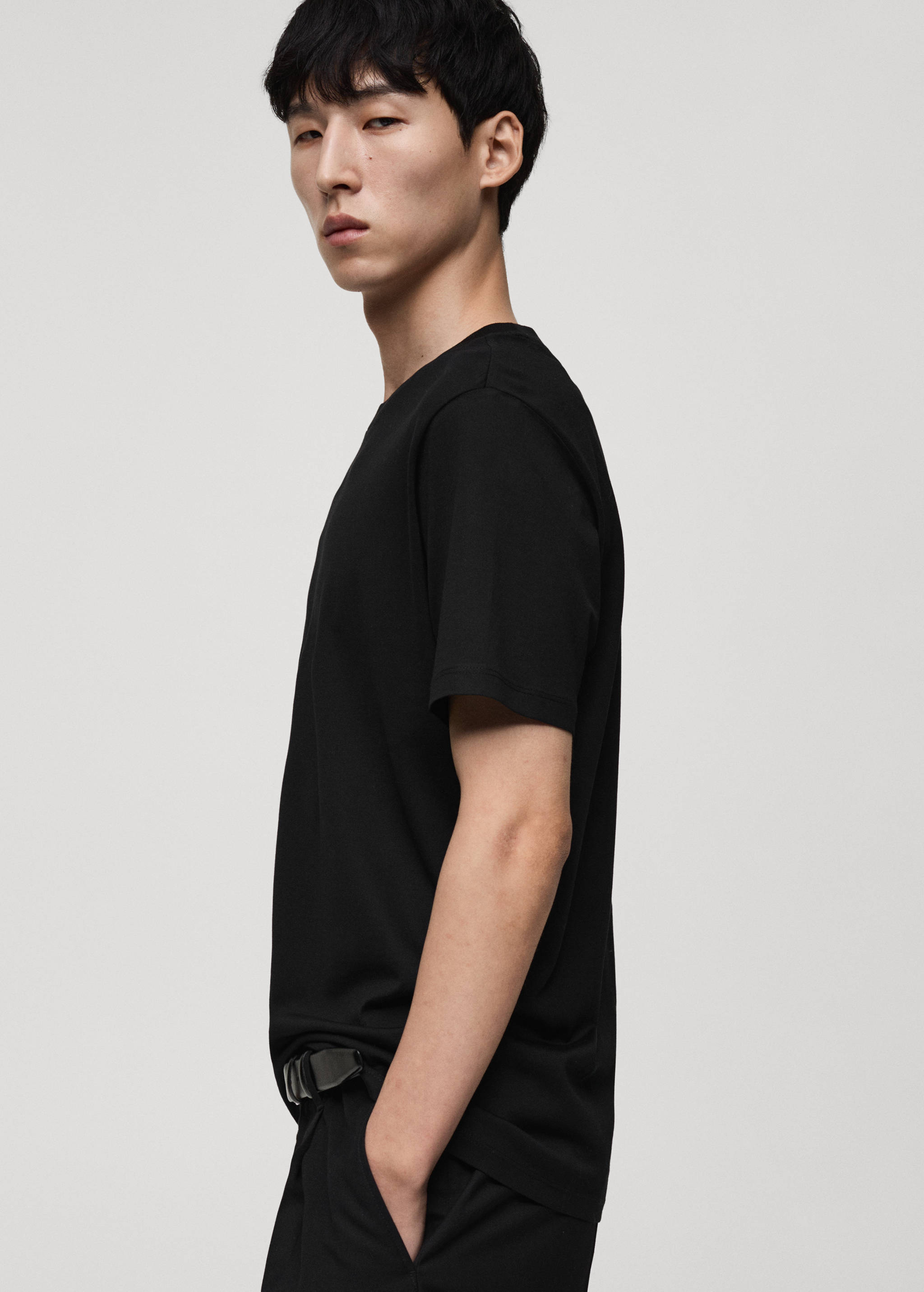 100% cotton T-shirt regular fit - Details of the article 2