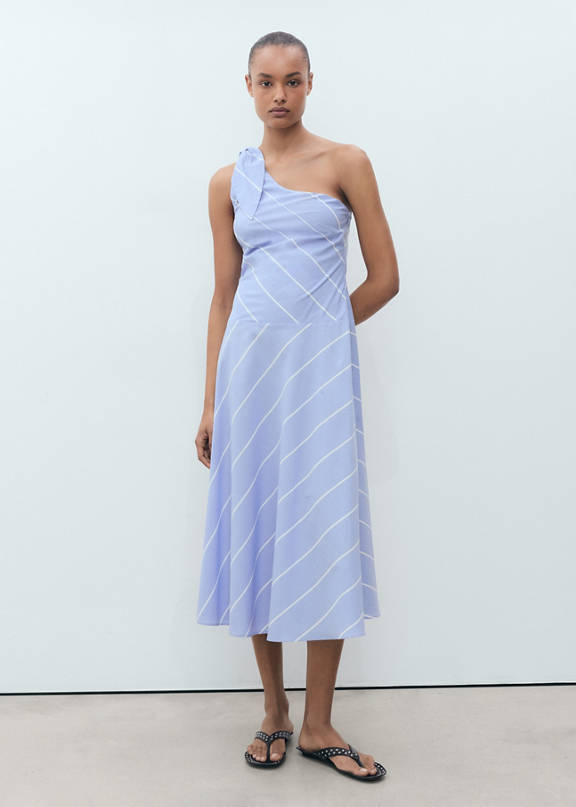 Wimbledon look.
