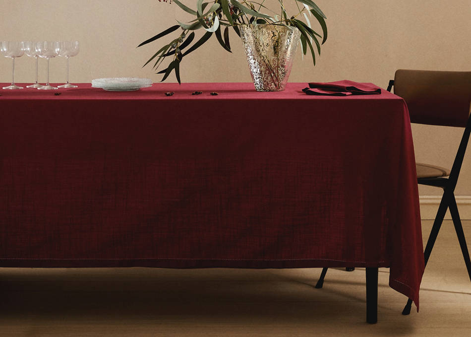 How to decorate the house for a simple Christmas.