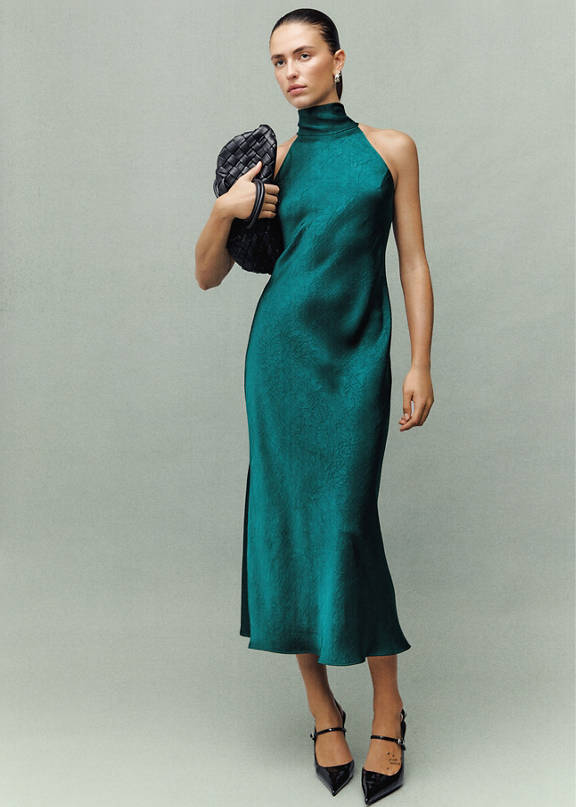 Wedding guest dresses for fall wedding.