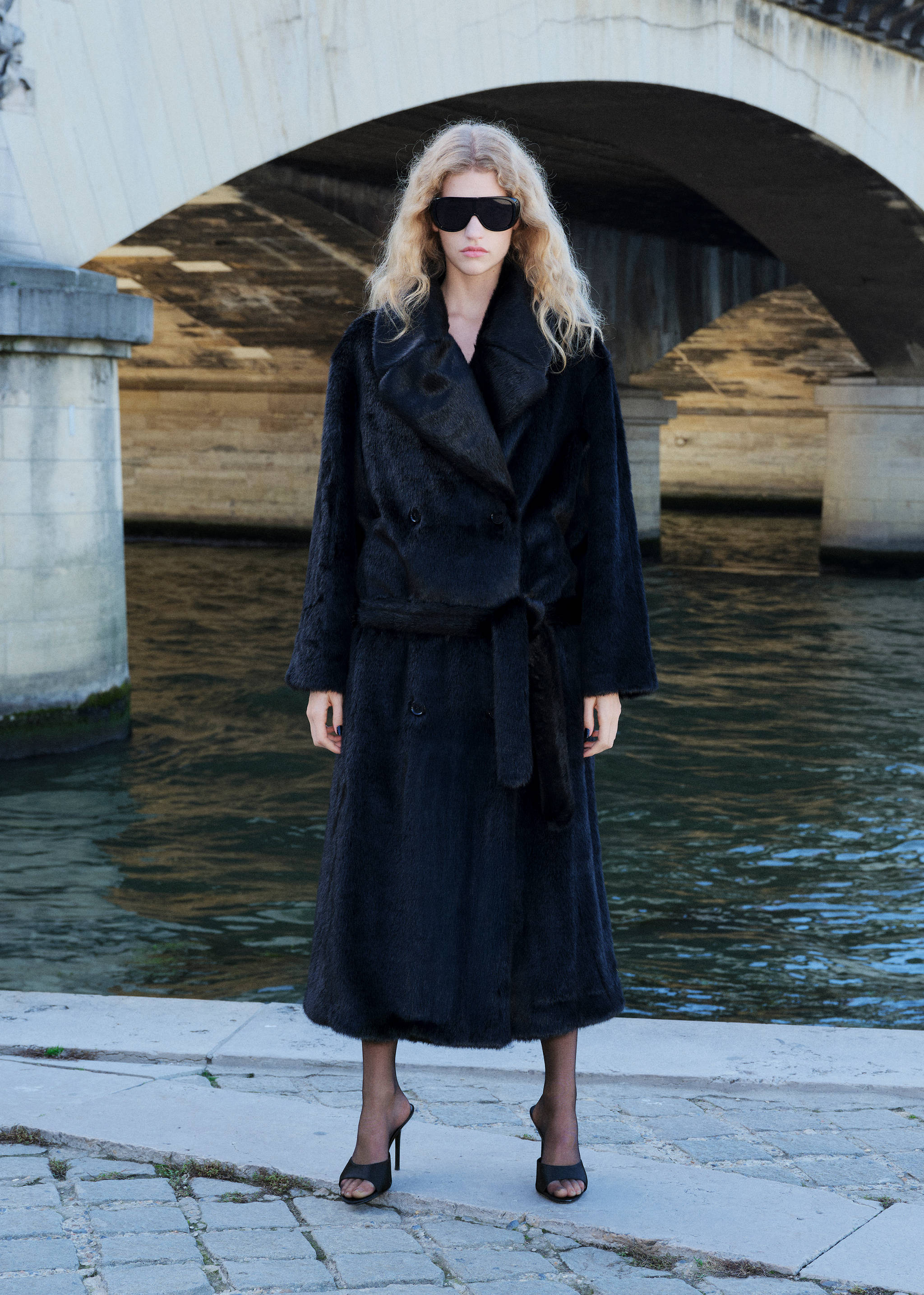 Outfit de invierno de mujer.