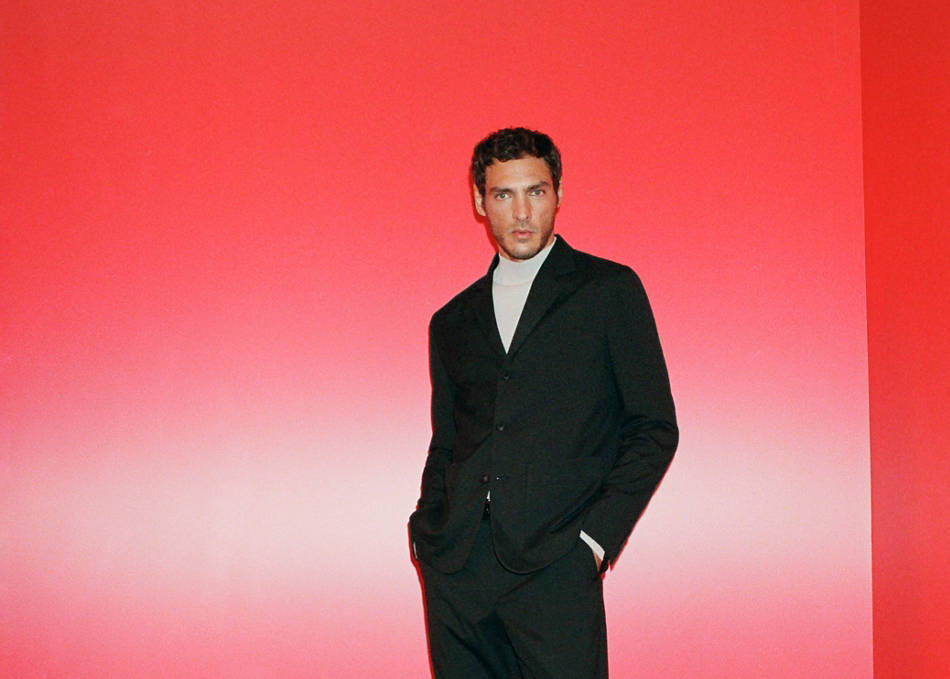 how to dress for dinner men 9 Casual Dinner Outfits for Men for Your Next Night Out