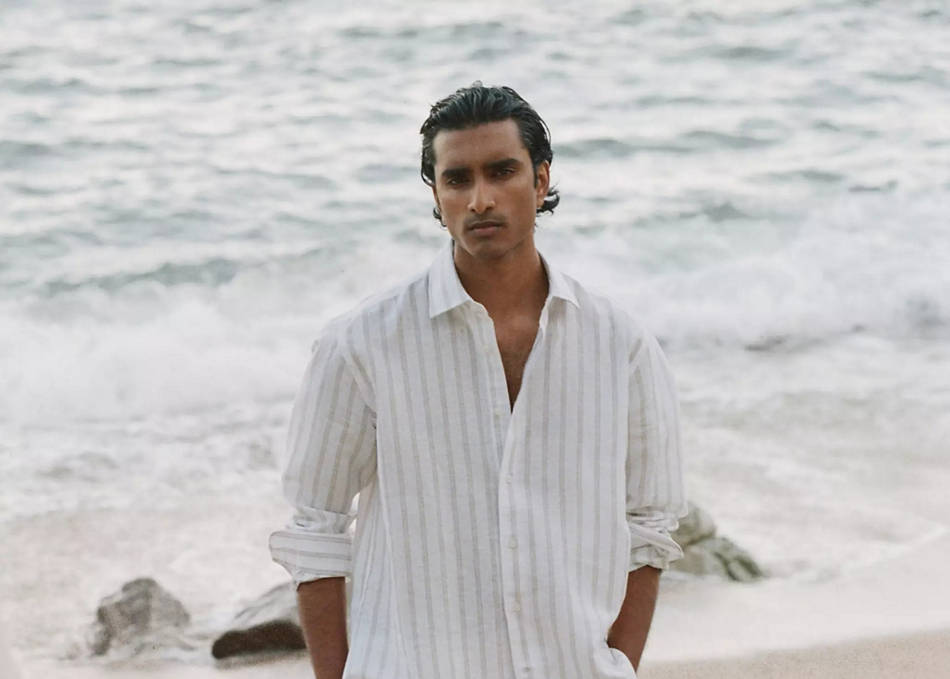 Men's two-piece summer sets.