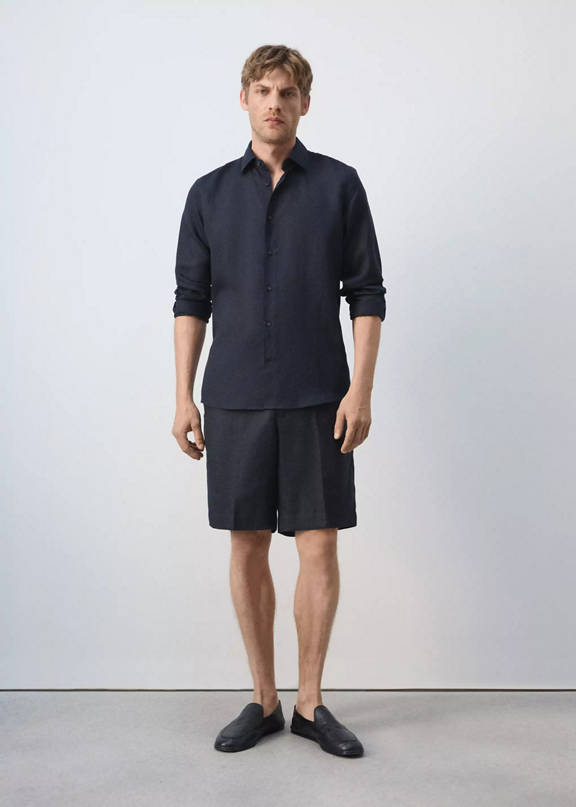 Men's head-to-toe look.