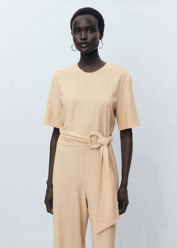 Guest dress for communion.