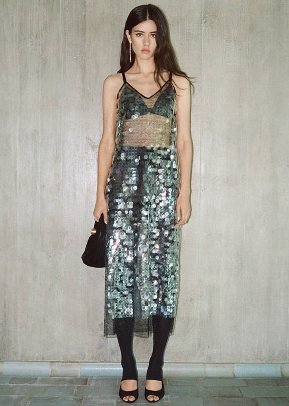 A Christmas look for New Year's Eve with sequins.