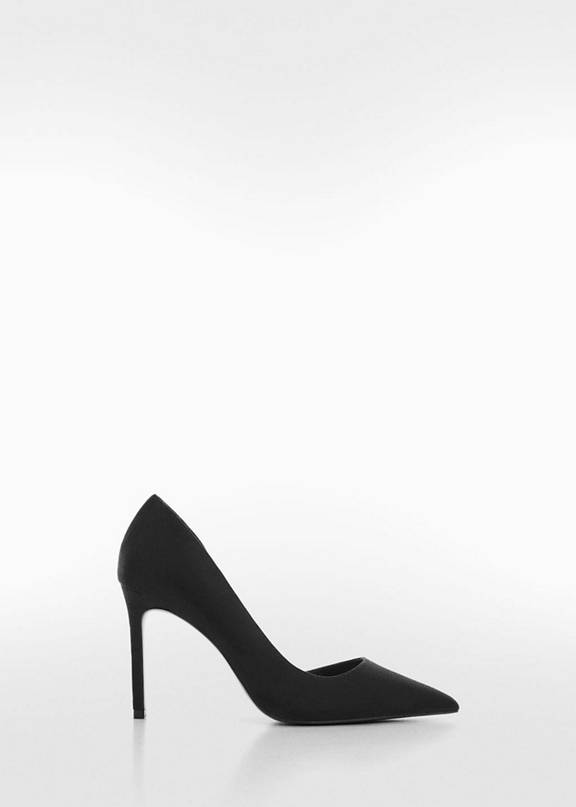 Black heels for winter wedding guest
